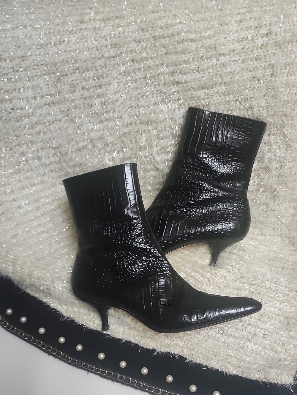 Ann Taylor Black Croc-Embossed Pointed Toe Kitten Heel Booties